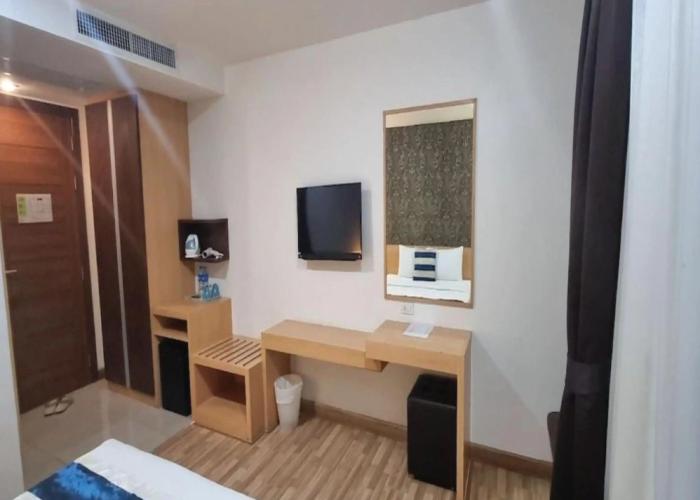 iCheck inn Central Patong