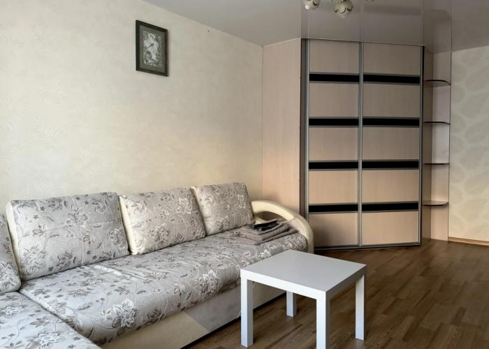 Flat V Tsentre Goroda Ryadom S Zh/d Vokzalom