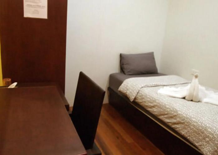 Sunny Hostel Phuket