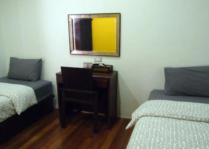 Sunny Hostel Phuket