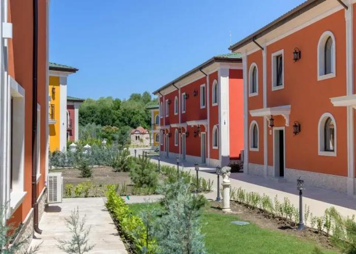 Therma ECO Village