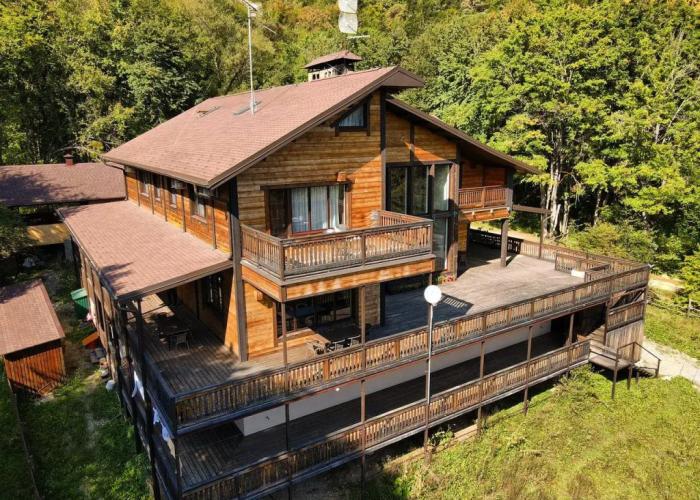 Berloga Guest House