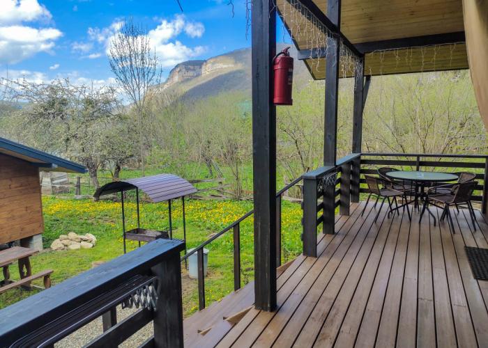 Dacha Karamel Guest House