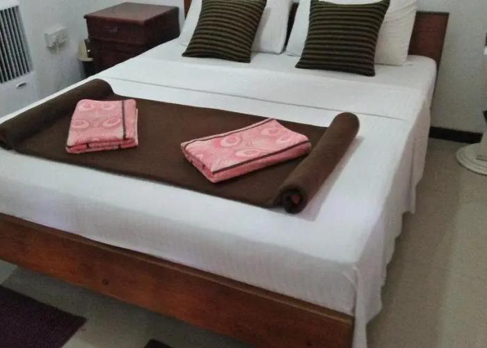 59B Rest Inn Ella