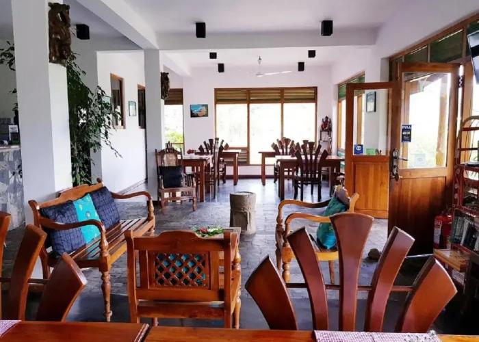 Lakshmis Hotel