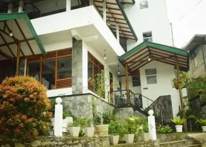 Lakshmis Hotel
