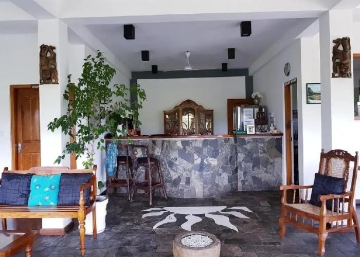 Lakshmis Hotel