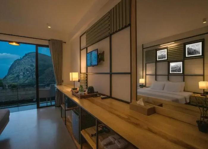 Onrock Hotel