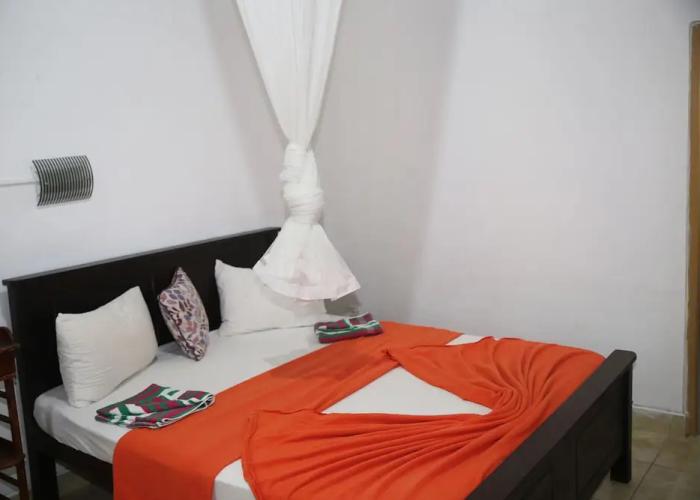 Senevi 9 Arch Homestay