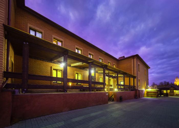 Hotel Burzhuj