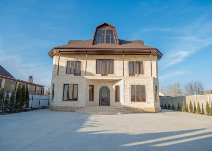 Adelina Guest House
