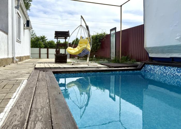 Gostevye Domiki U Termalnykh Istochnikov Ot Travel Khotels Anturazh Guest House