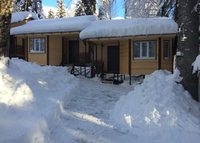 V Gostyah U Skazki Guest house