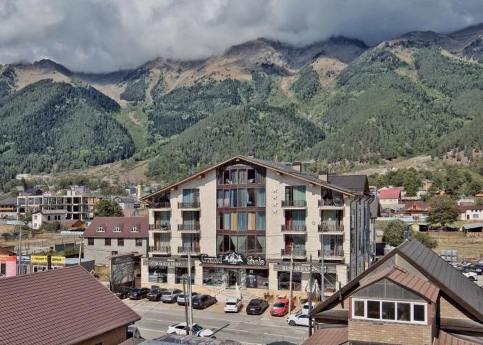 GrandShale Hotel