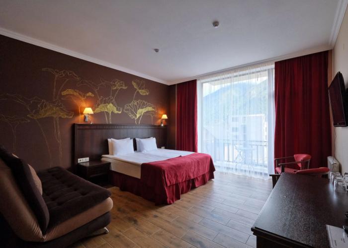 GrandShale Hotel