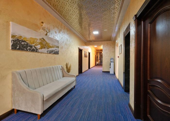 GrandShale Hotel