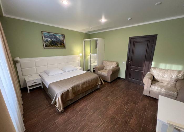 AltaRio Guest House