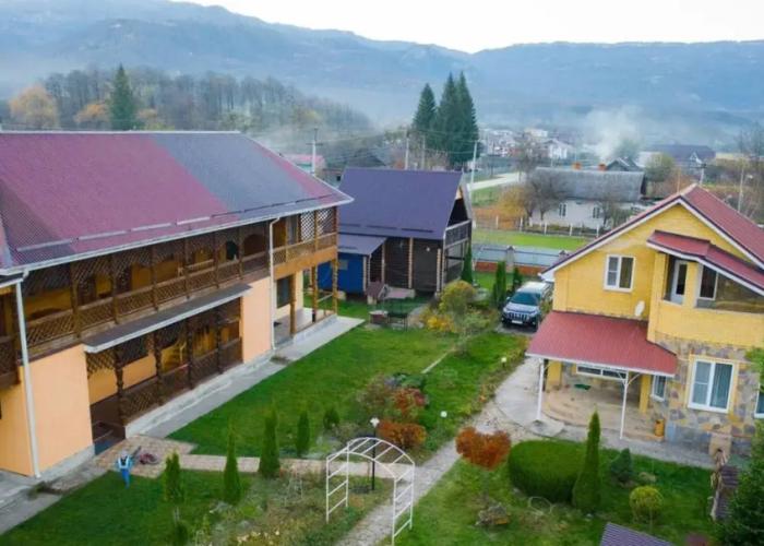 Yulena Guest house