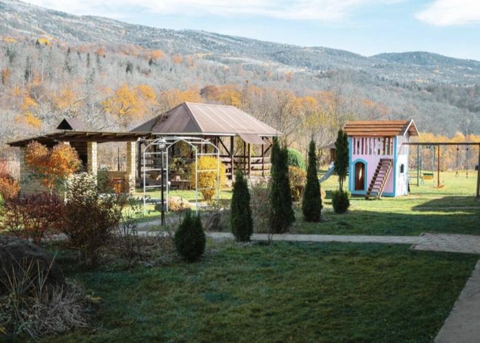 Yulena Guest house