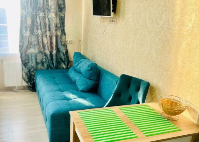 Uyutnaya kvartira na ulıce Solnechnaya 3A Dayker City Flat