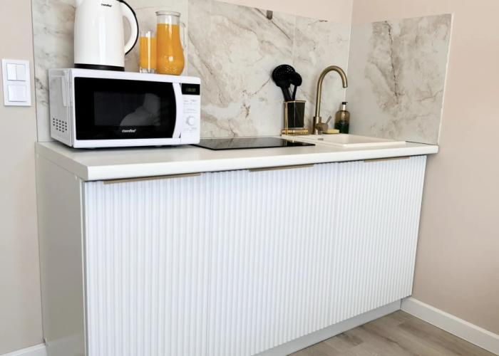 Na Ulitse Romantikov 1 Flat