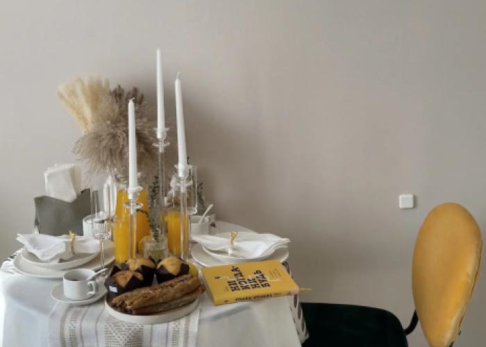 Na Ulitse Romantikov 1 Flat