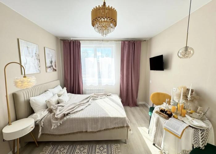Na Ulitse Romantikov 1 Flat