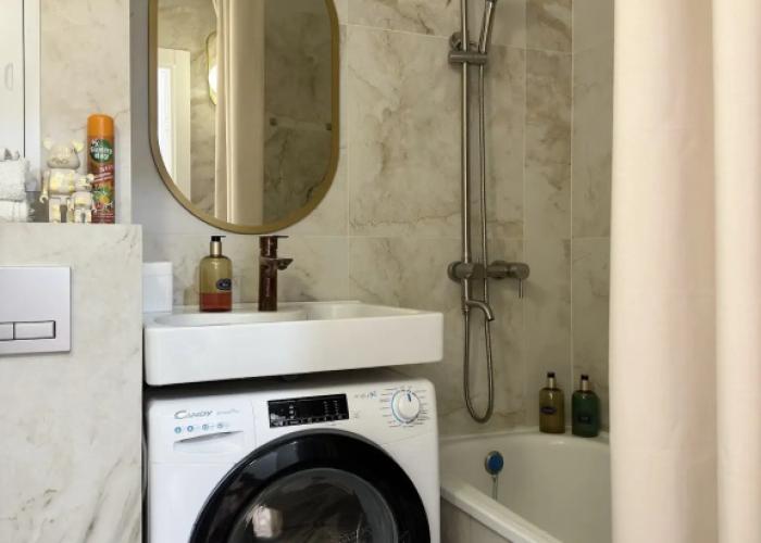 Na Ulitse Romantikov 1 Flat