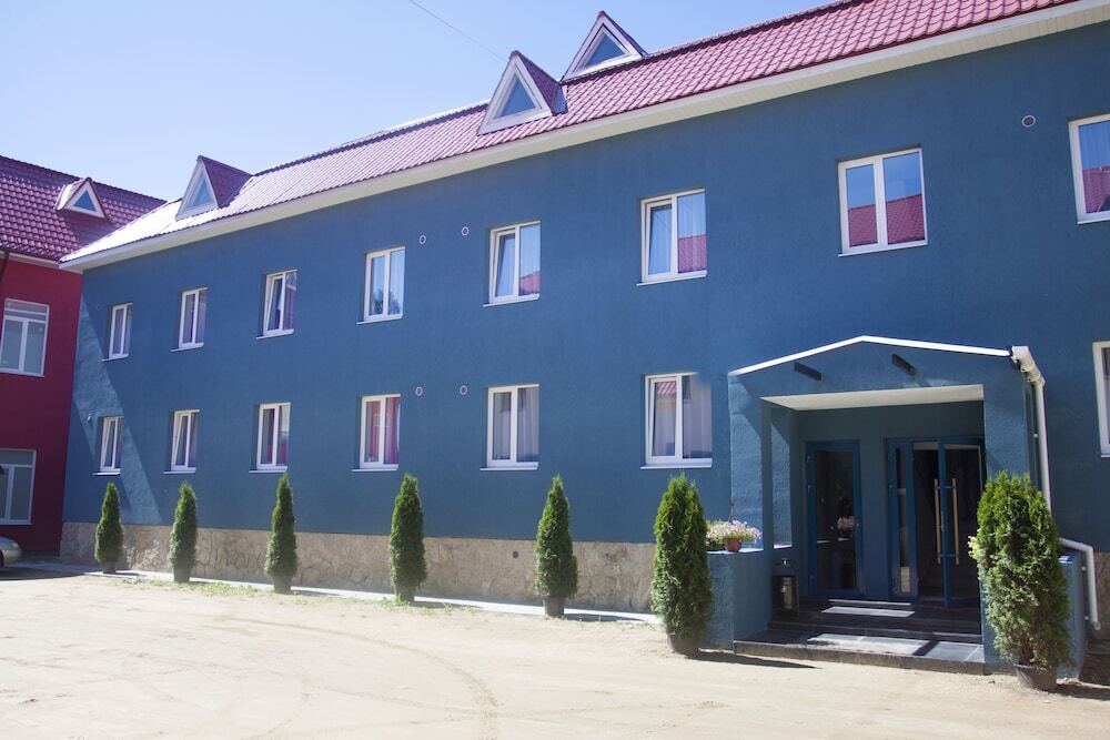 Chernika Hotel