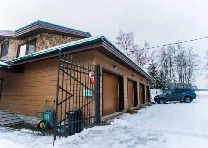 Uyutnyij Dvorik Guest house