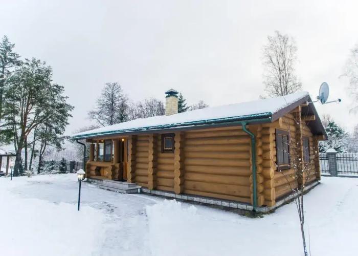 Uyutnyij Dvorik Guest house