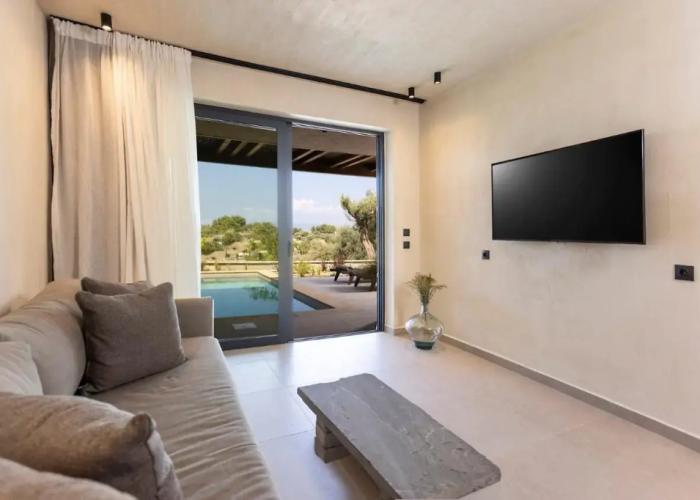 Pnoes Luxury Suites