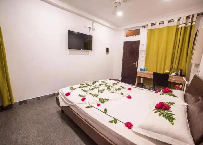 Ariston Dhangethi Inn