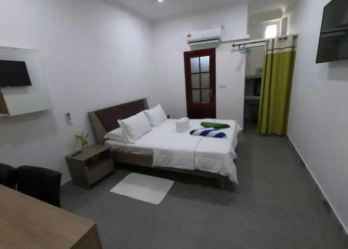 Ariston Dhangethi Inn
