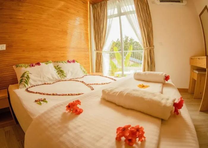 Perla Dhangethi Hotel