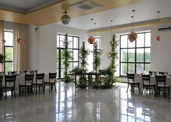 Gostinyij Dvor Hotel