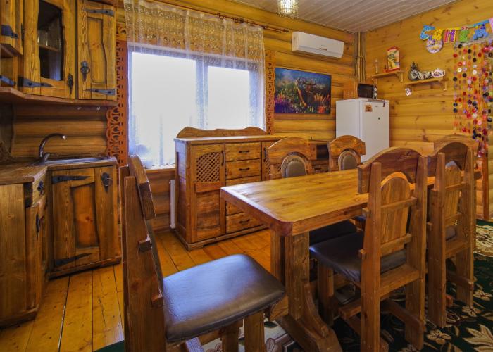 Bannyij Kompleks v Eremino Guest House