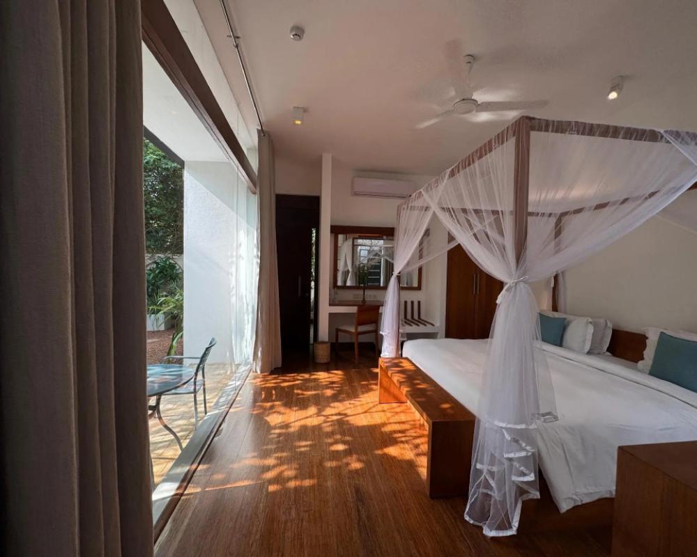 Calamansi Cove Villas