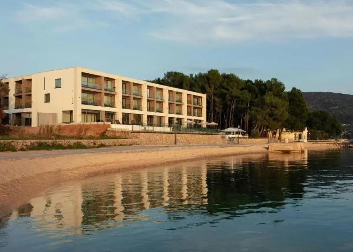The Isolano, Cres, Autograph Collection