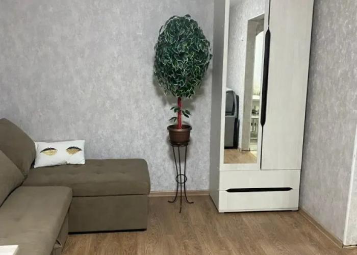 Bolshevikov 21a Flat