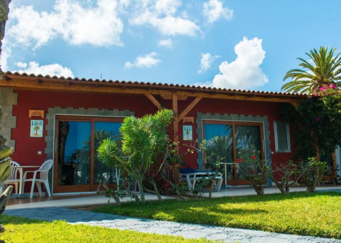 HL Miraflor Suites Hotel