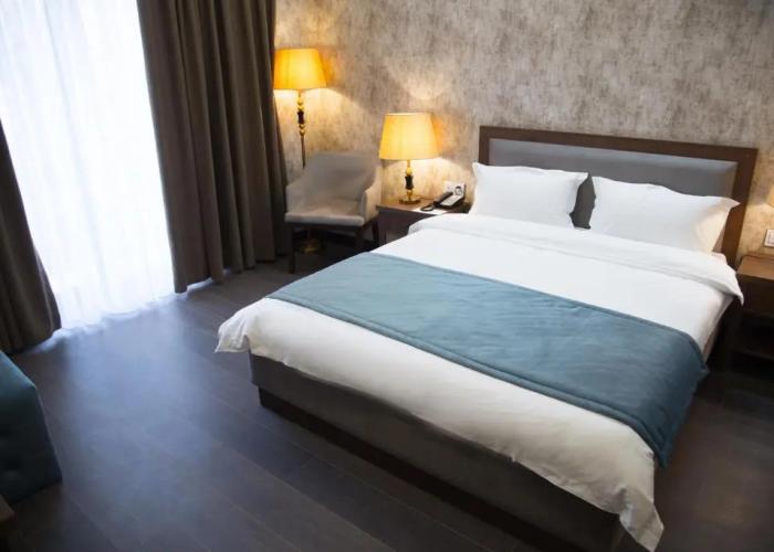 Macara Sheki City Hotel