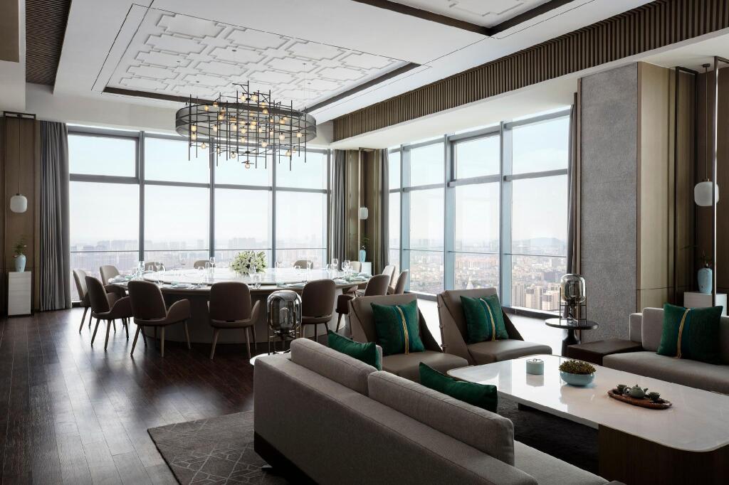 Zhangjiagang Marriott Hotel