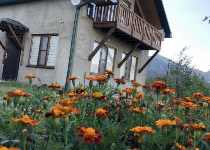Domik V Gunibe Guest House