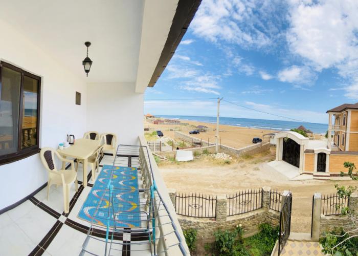 Baza Mango Guest House