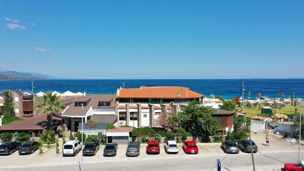 фото Assos Troy Beach Hotel