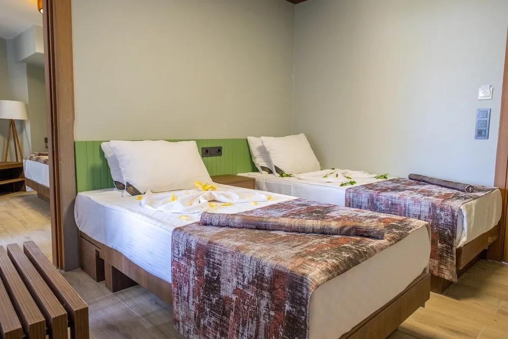 фото Assos Troy Beach Hotel