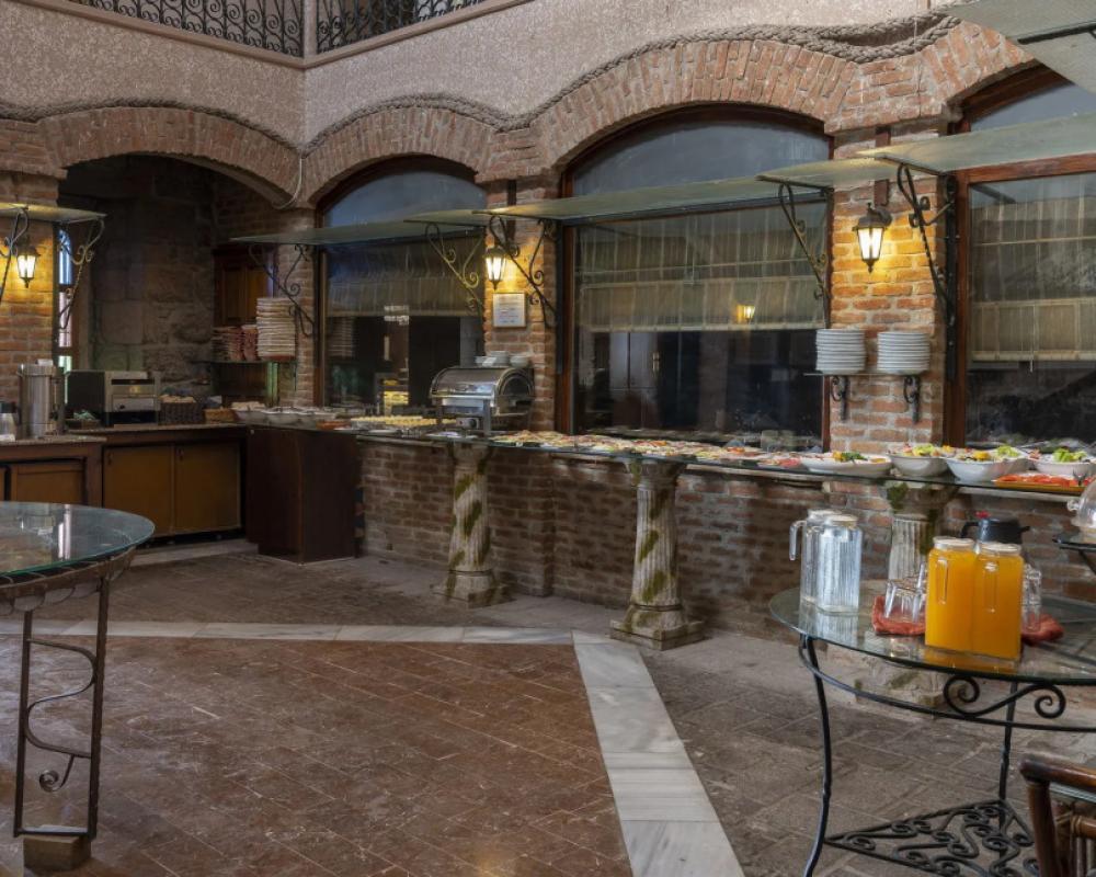 фото Assos Nazlihan Hotel