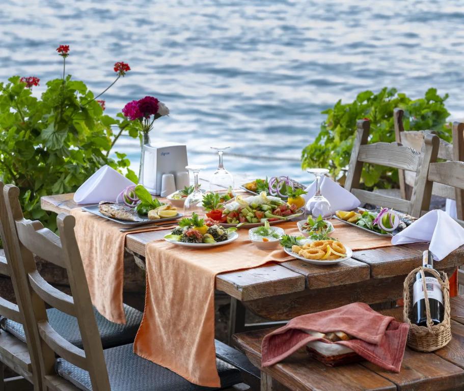 фото Assos Nazlihan Hotel