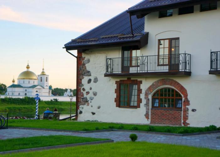 Ostrov-Park Hotel